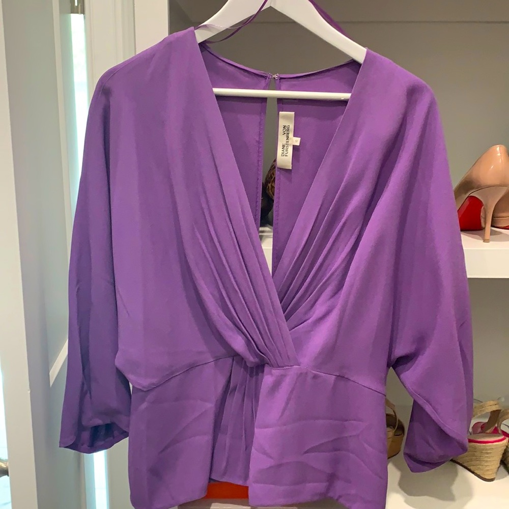 Diane von Furstenberg Crepe Twist Front Top